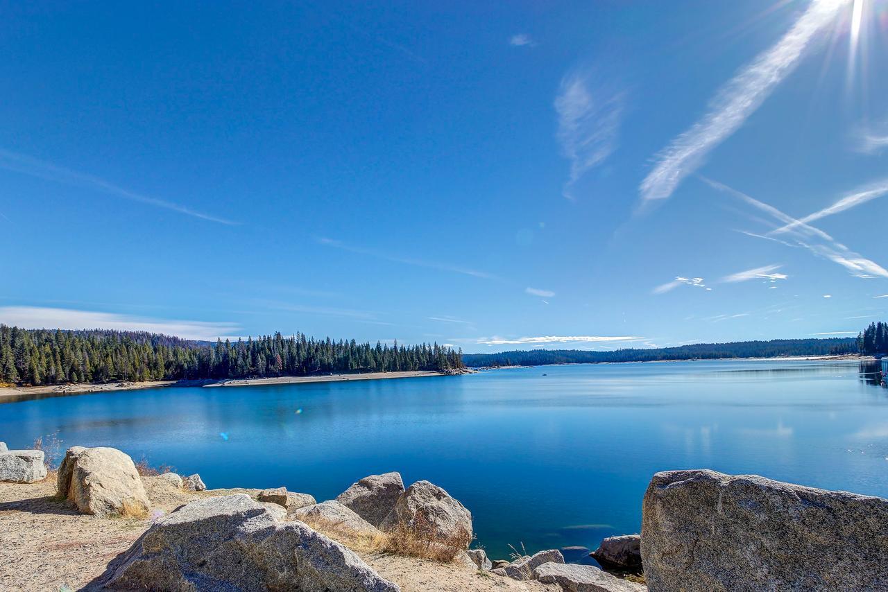 Sparrow Cove Shaver Lake Eksteriør billede